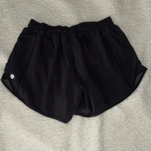 Lululemon hotty hot short